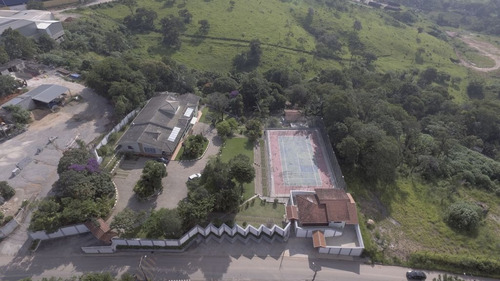 Chácara De Alto Padrão À Venda Em Terra Preta