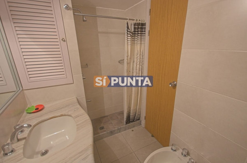 Imagen 17 de 30 de Apartamento En Alquiler - Brava