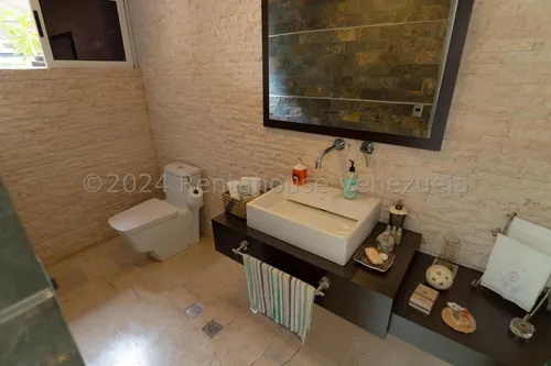 Casa En Venta En La Lagunita