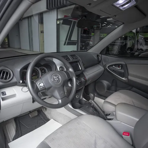 Toyota RAV4 2.4