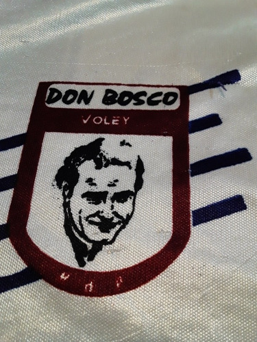 Imagen 4 de 8 de Camiseta Antigua Voley Club Don Bosco Mdq.#7 Gaspar Talle M