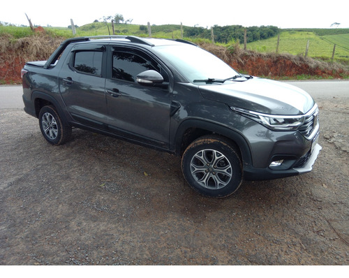Fiat Strada 1.3 Volcano Cab. Dupla 16v Flex 4p