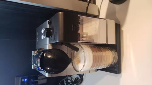 Cómo limpiar una cafetera Nespresso