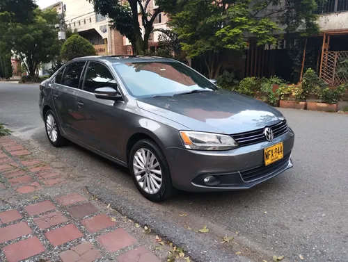 Volkswagen Jetta 2.5 Tredline Automatico