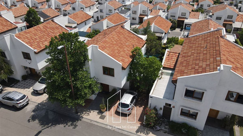 Casa En Condominio Venta De 5 Dorm. En La Reina Alta