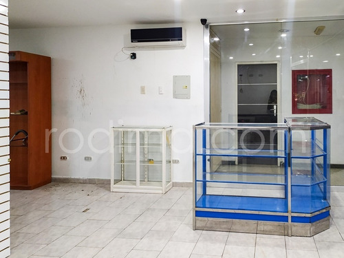 Imagen 11 de 16 de Local En Maracay, Torre Imperial Para Negocio