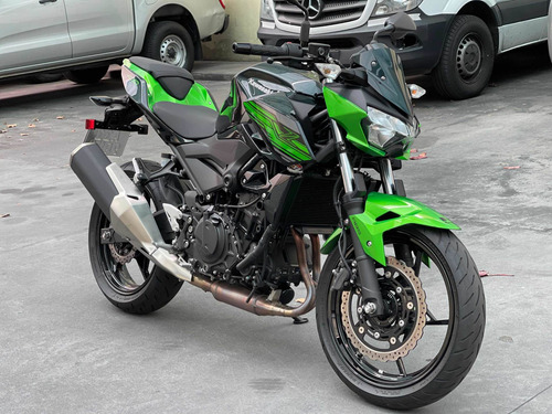Kawasaki Z400