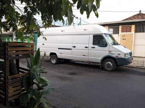 Imagem 1 de 9 de Iveco 5013 2006 Furgão
