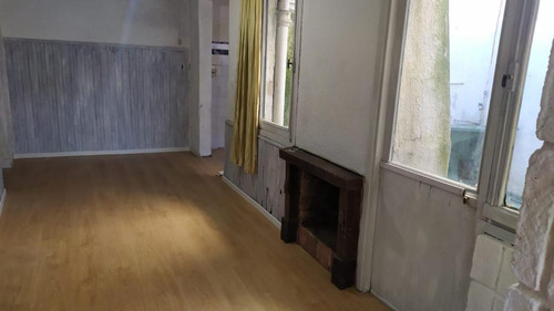 Venta Apartamento Con Renta En Brazo Oriental. 1 Dormitorio.
