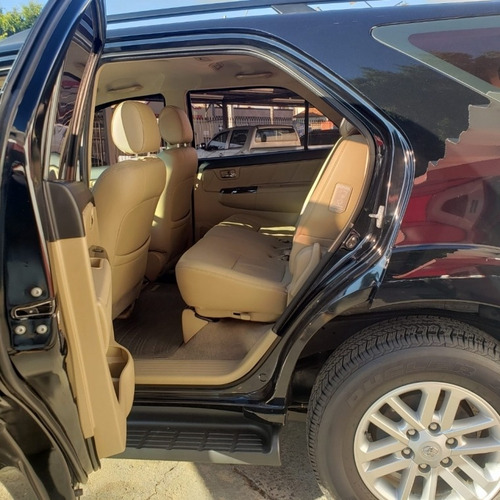 Imagem 6 de 9 de Toyota Hilux Sw4 Srv D4-d 4x4 3.0 Tdi