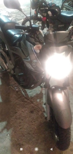 Yamaha Fazer 250