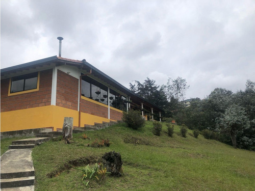 Venta Finca Vereda Barro Blanco Santa Elena Medellín