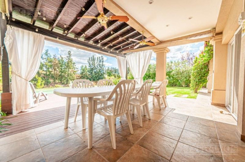 Imagen 10 de 30 de Casa En Venta En Los Castores