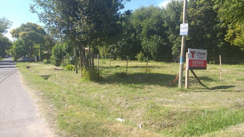 Imagen 4 de 4 de Amplio Lote En Venta En City Bell