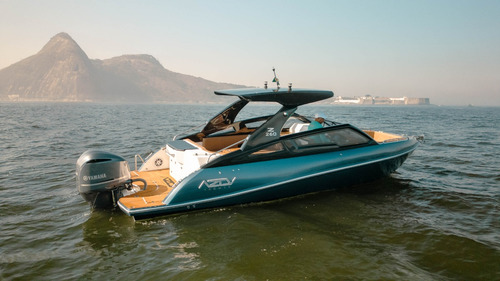 Lancha Azov Z260 14 Pessoas, Maior Cockpit, Com Banheiro!