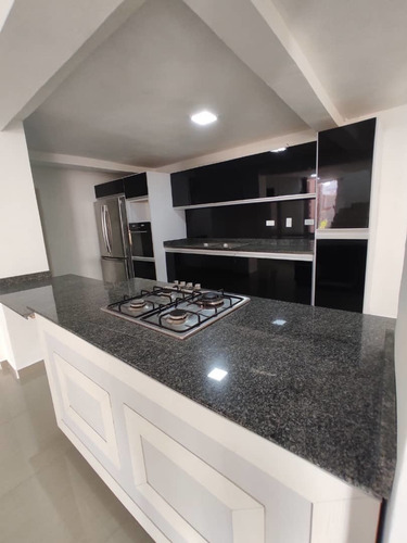 Imagen 4 de 10 de Town House Trigal Norte Gabriela 04121324237