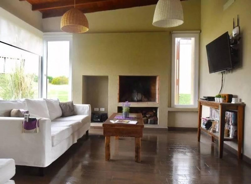 Imagen 4 de 5 de Costa Esmeralda - Casa En Venta En Barrio Residencial 1