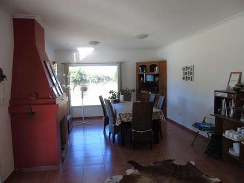 Imagen 7 de 30 de Casa En Venta En Villa Elisa Calle 403 E/ 136 Y Fortunato Belén - Dacal Bienes Raices