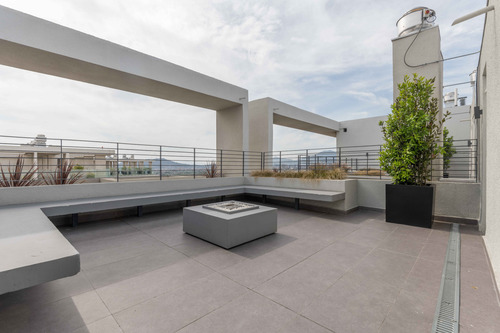 Edificio Av. Irarrázaval (1 Est. 1 Bod.) Vista Oriente Pis