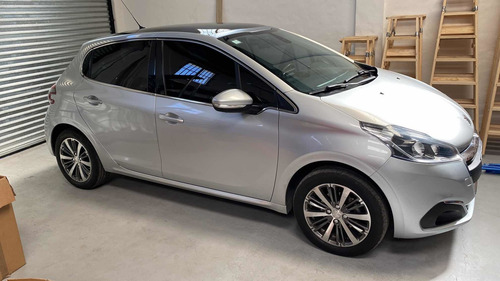 Imagen 7 de 15 de Peugeot 208 1.6 Feline 2018