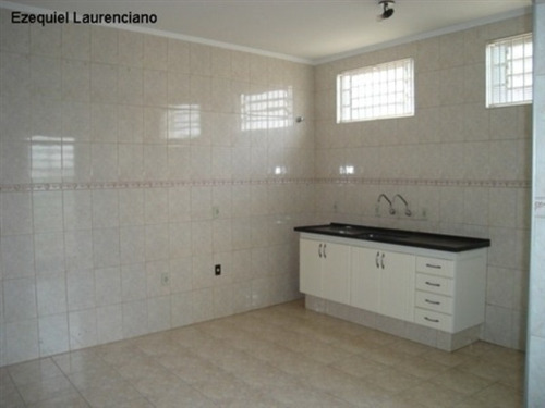 Imagem 4 de 19 de Casa Comercial E Residencial De Esquina Em Excelente Localização, Região Com Muitos Consultórios E Clinicas. - Ca0310 - 3513992
