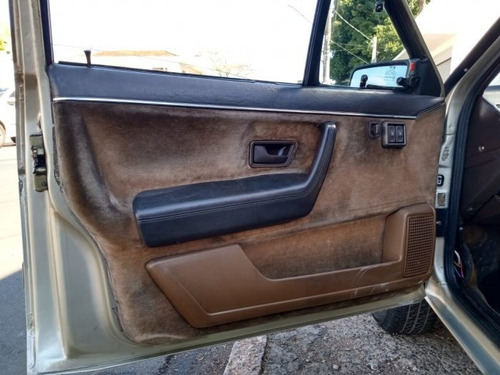 Santana 1.8 Gls 8v Álcool 4p Manual