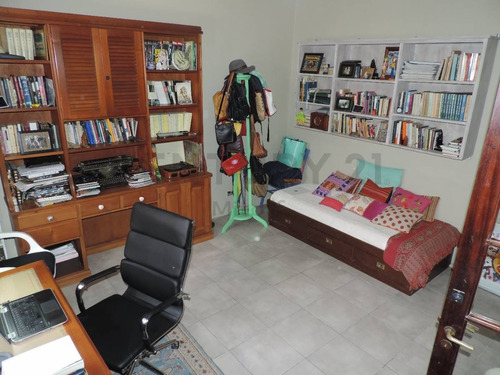 Imagen 10 de 18 de Ph En Venta De 2 Dormitorios En La Plata, 2 Baños Completos!