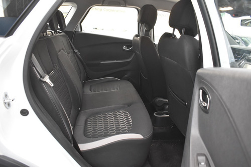 Imagen 5 de 15 de Renault Captur 2.0 Intens 2016 La Plata 881
