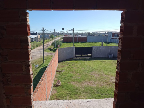 Casa Terreno Propio Con Escritura Maximo Paz Cañuelas