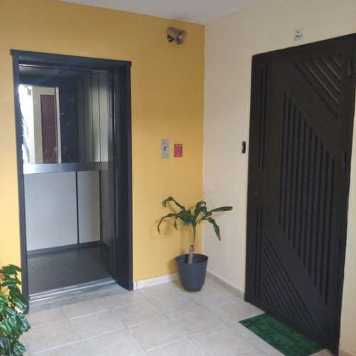 Imagen 11 de 11 de Apartamento En Res. Palma De Oro. Lema-506