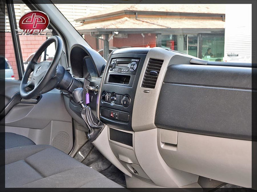 Imagem 9 de 15 de Mercedes Sprinter 2.2 311 Cdi Street Furgão Extra Longa 14m³