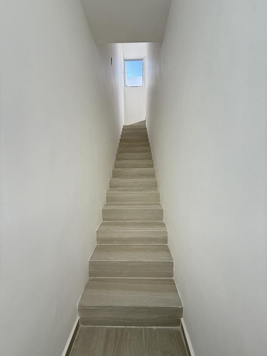 Casa En Venta Merida, En Privada, Con 562 Mt De Construccion
