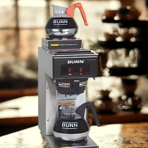 Kit De Máquina De Café Coado Bunn Vp17a Com Jarra E Filtros