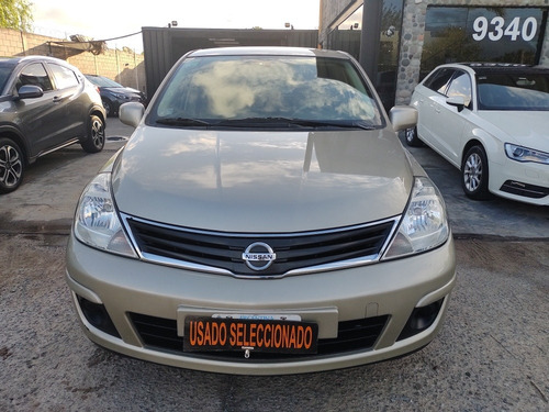 Nissan Tiida 1.8 Visia 4 P 2011