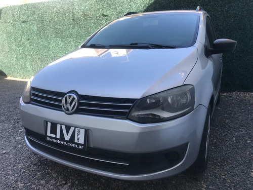Volkswagen Suran Comfortline 1.6l Gnc Año 2012 - Liv Motors