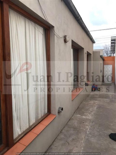 Casa A Reciclar En Venta