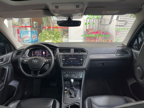 Imagem 8 de 11 de Volkswagen Tiguan Allspace 2020 1.4 Comfortline 250 Tsi