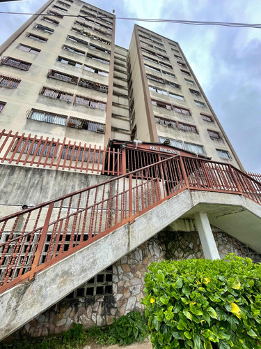 Apartamento En Venta El Vigía Los Teques