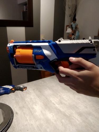Nerf Strongarm (Usado)