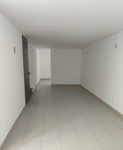 Casa En Venta Con Excelente Precio En U. H. La Colmena Iztapalapa