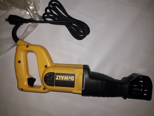 Sierra Electrica Nueva  Dw304pk Dewalt Oferta 