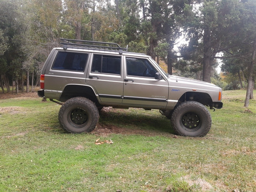 Jeep Cherokee 4.0 Sport 1999
