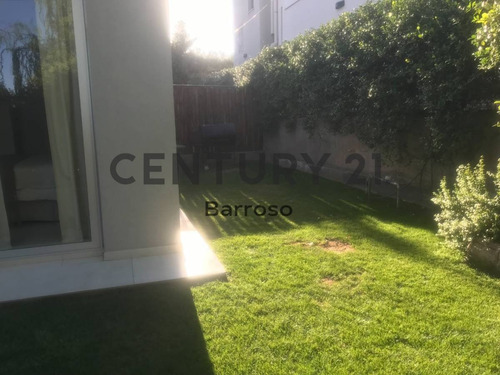Imagen 18 de 23 de Espectacular Casa En Barrio Dalvian