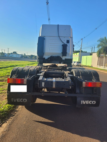 Iveco Stralis Hi-way 440 6x2 2022 Automático