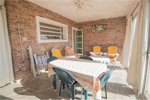 Venta De Casa 2 Dormitorios Barbacoa Costa Azul