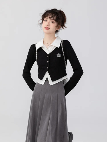 Camisa De Mujer Falsa De Dos Piezas Con Insignia De Estilo U