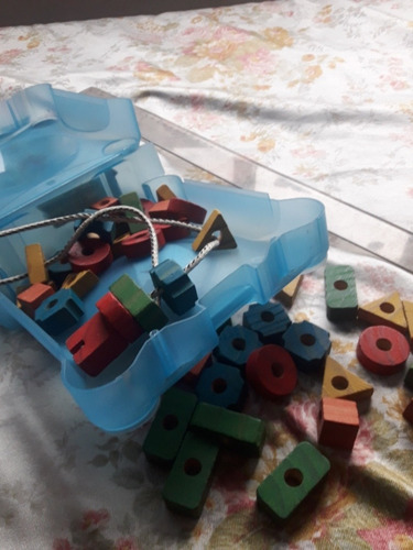 Juego De Mesa Con Madera Para Los Mas Chicos Telecom