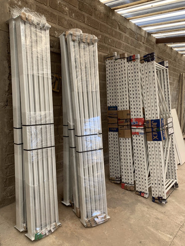 Estantería Racks Industrial, 3 Niveles Con Rejilla 2m alto (Usado)