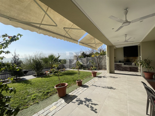 Casa En Arriendo Chamisero Chicureo Colina