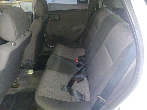 Imagem 6 de 10 de Chevrolet Corsa 2012 1.4 Maxx Econoflex 5p